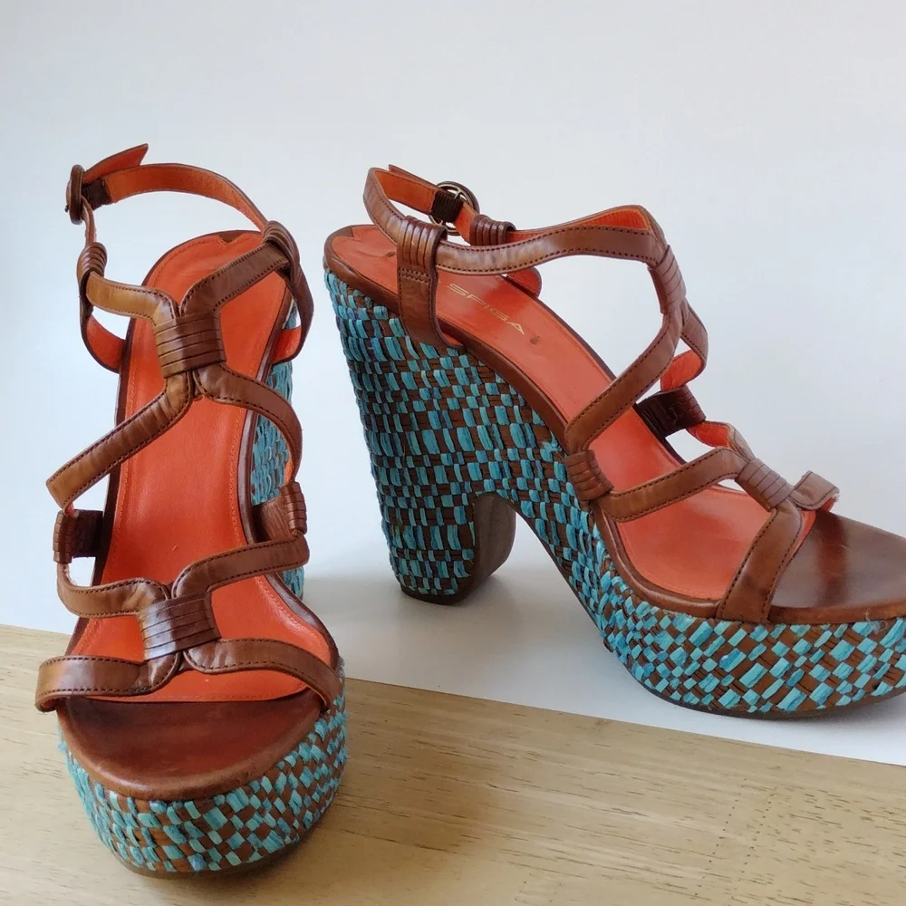 Via Spiga , turquoise platform, s 10.